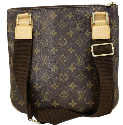 bague louis vuitton v|Louis Vuitton monogram pochette bag.